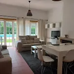 Del Rei Pool شقة